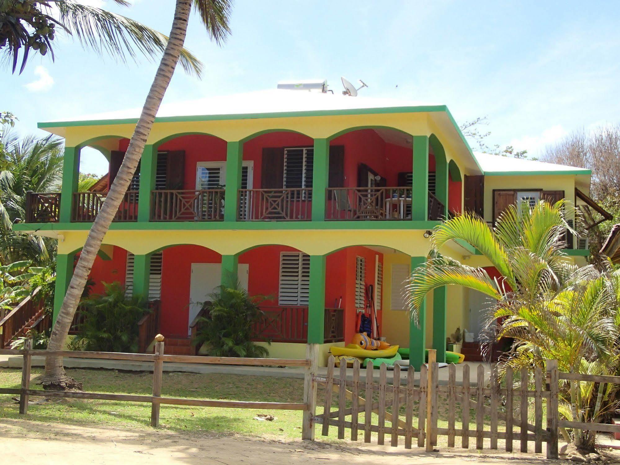 Ababor Suites Guesthouse Vieques Exteriér fotografie